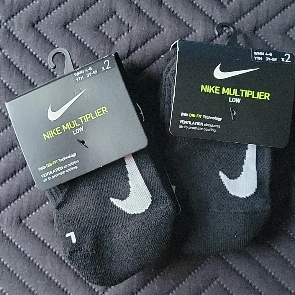 Nike Multiplier Low Black and White Socks.